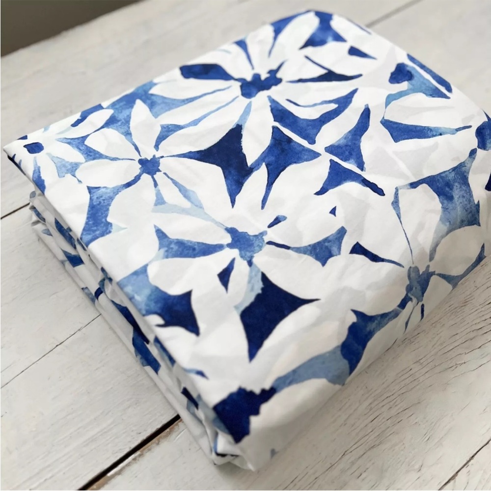 Ralph Lauren Home Alix Floral KING Duvet Cover Blue White Watercolor Navy - Picture 6 of 9